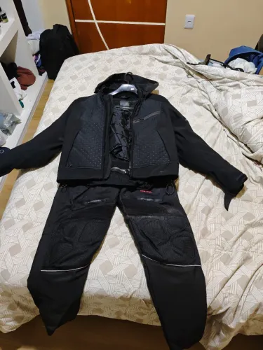 Conjunto Motoqueiro (Calça e jaqueta)