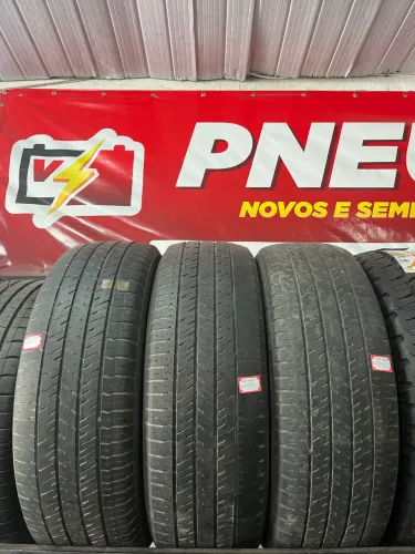 Pneus semi-novos 225/65 aro 17
