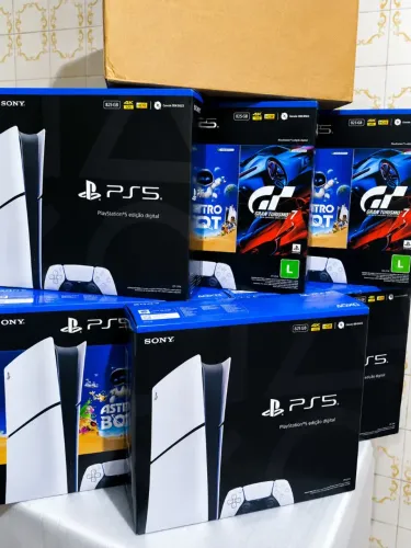 PS5 SLIM DIGITAL 825GB ( LACRADO ) 01 ANO DE GARANTIA