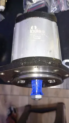 BOMBA HIDRÁULICA TRATOR MÁQUINA 