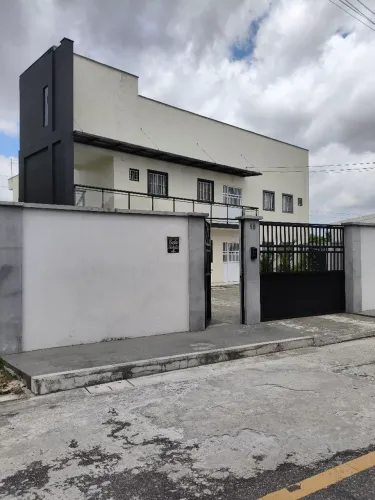 Alugo apt 2 quartos