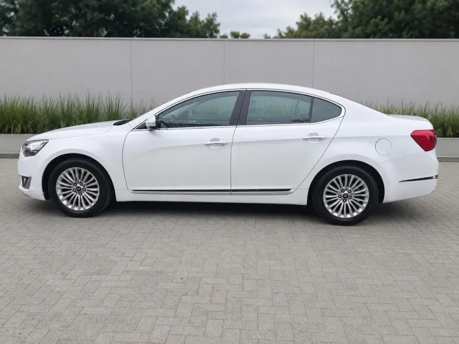 Kia Motors Cadenza EX 3.5 V6 24V 290cv Aut. 2014