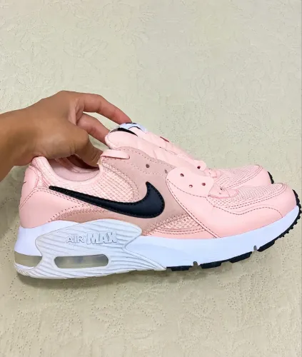 tênis nike air max excee