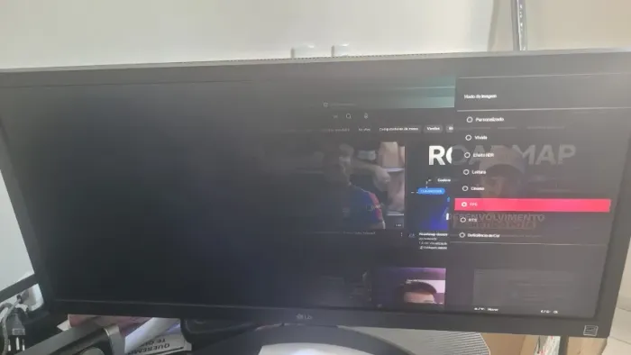 Monitor LG UltraWide 26'' IPS Full HD HDR10 AMD FreeSync - RETIRADA PEÇAS / CONSERTO