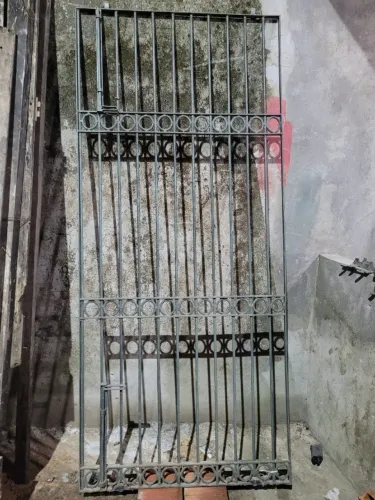 PORTÃO DE FERRO