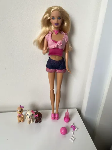 Barbie Taffy 2009