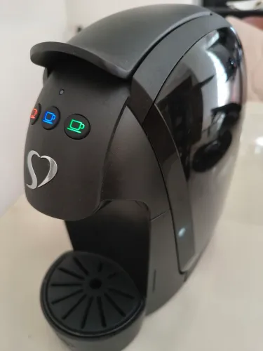 Máquina de Cafés Expressos e Multibebidas