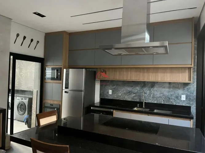 Casa com Área Gourmet e Escritório 3 Quartos (1 Suíte) Condomínio Pontal Beija-Flor