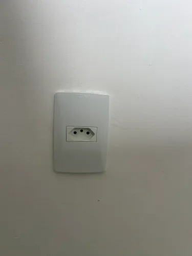Instalação e troca de tomadas