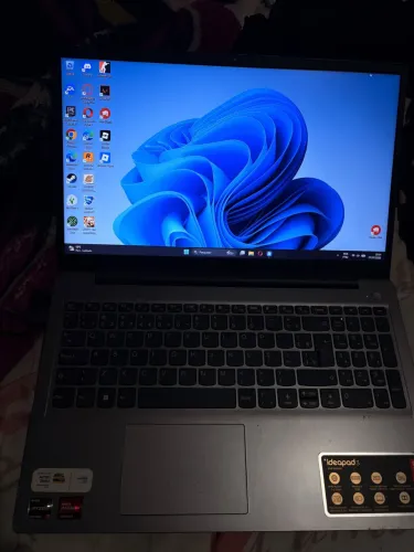 Notebook ideapad 3 Ryzen 7 5700u 12gb de ram ddr4 Ssd 512 gb AMD Radeon RX Vega 8