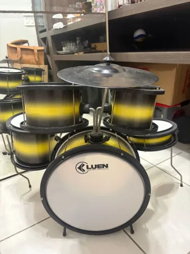 Bateria infantil