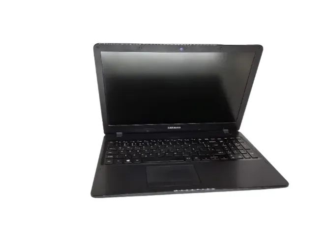 SAMSUNG ATIV BOOK com Processador Intel Core i3 Sexta Geração - RAM 4GB - HD 128GB SSD