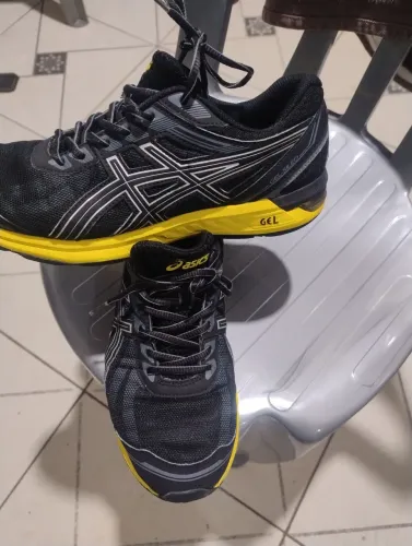 Tênis oasics Gel Sileo masculino N 39