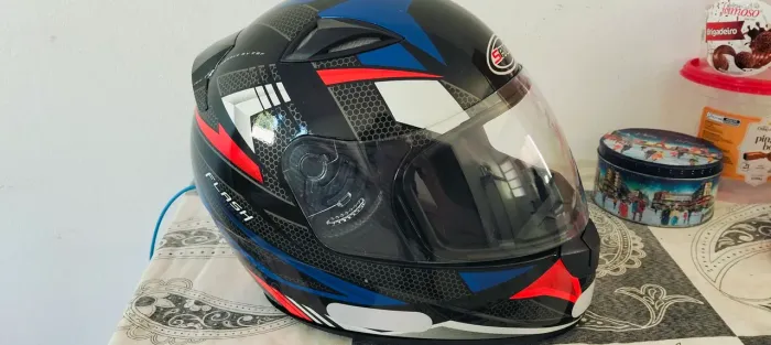 Capacete De Moto