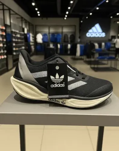 Tenis Adidas ADIZERO - Tam 39