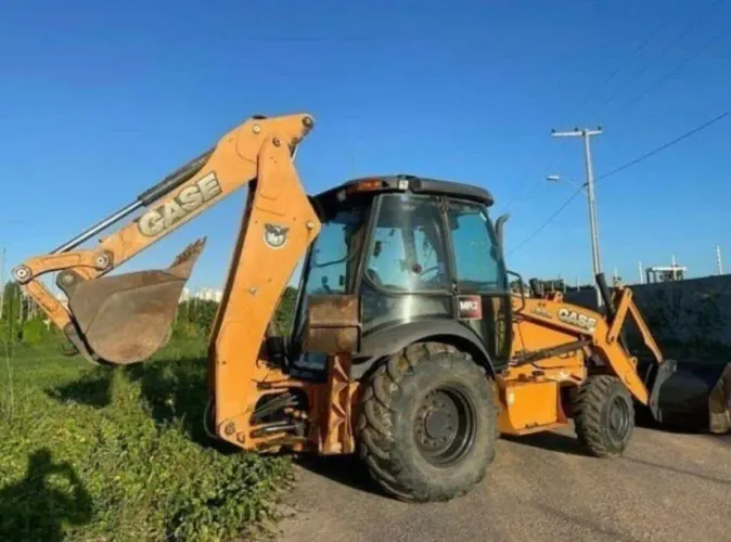 Retrô Case 580N