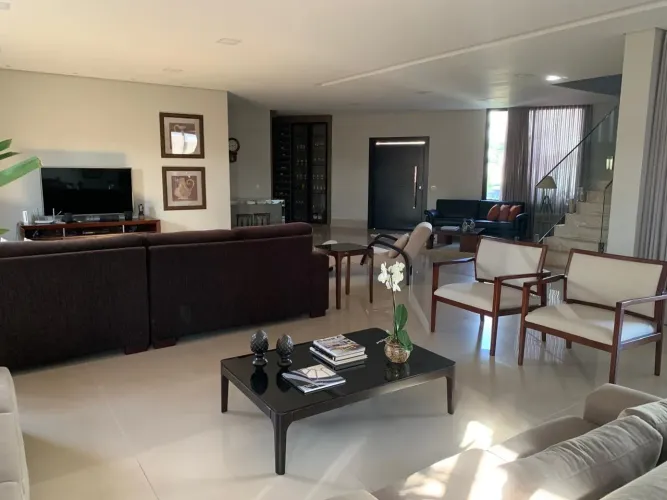 Casa à venda no Condomínio Varanda Sul em Uberlândia