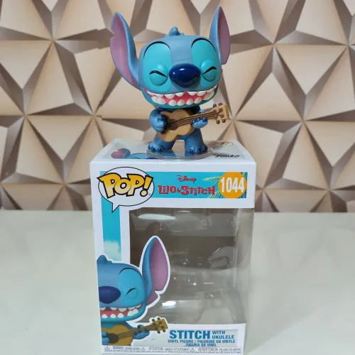 Funko Pop Lilo & Stitch - Stitch With Ukulele #1044