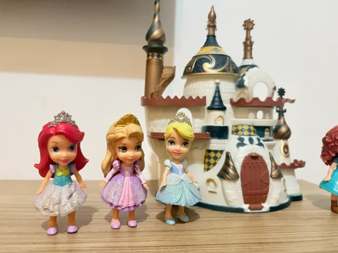 Lote de Brinquedos Princesas da Disney