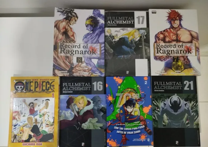 Mangás variados! (9 no total).
