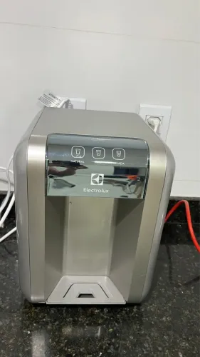 Purificador de Água Electrolux PE11X - Água Natural, Fria e Gelada | Excelente Estado