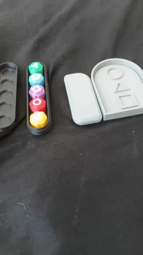 Brinquedo de Round 6( Squid Game) NOVO 