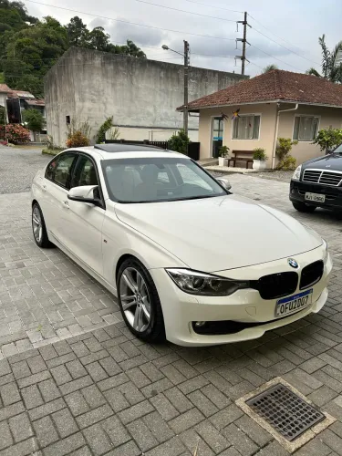 BMW 328I A Luxury/modern 2.0 TB 16V 4P 2013