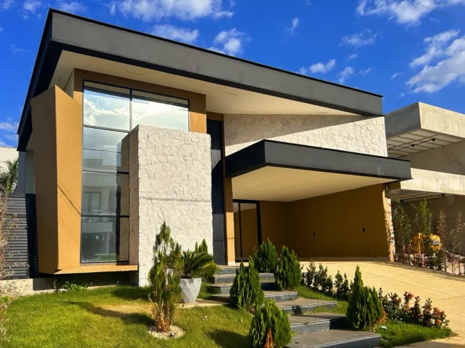 CASA ALTO PADRÃO CONDOMÍNIO