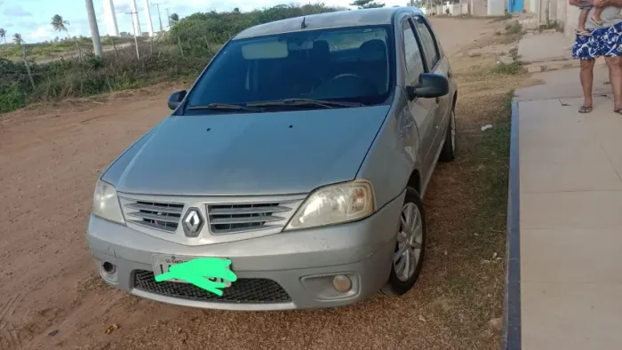 Renault Logan Authentique Hi-flex 1.0 16V 4P 2010