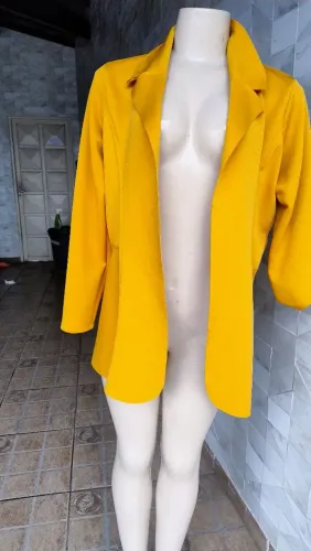 Casaco mostarda blazer sem botão 