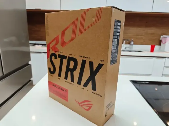 Notebook gamer Rog Strix G16 RTX 5070 TI Ryzen 9 9955HX3D ddr5 ssd 1 Tb Tela 16" QHD 244Hz