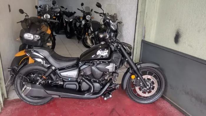 SHINERAY TITANIUM 250 ABS 2025 PRETA IMPECAVEL COM APENAS 8.000KM E GARANTIA TOTAL