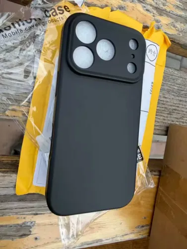 Capa iphone 17 pro ( nova )