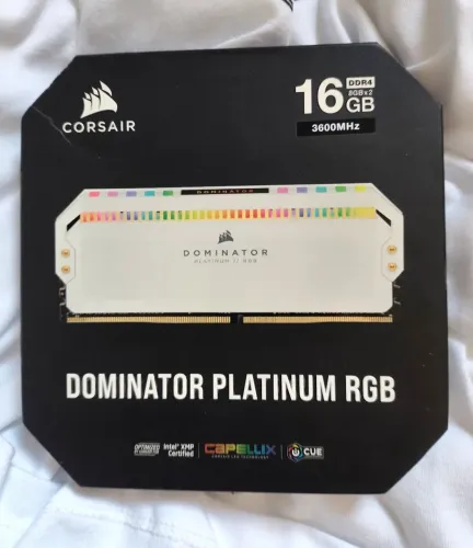 Memória DDR4 Corsair Dominator 2x8 3600MHZ