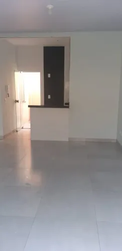 Alugo casa atrás da faculdade Ulbra 1503sul