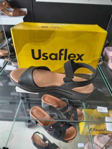 Sandália USAFLEX sem uso na caixa- 34,36 e 37 ZAP *06