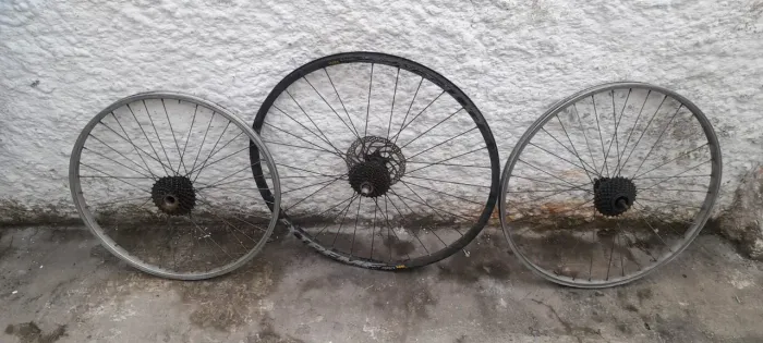 Aro 29 mais 2 aros 20 os 3