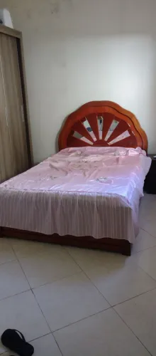 Cama madeira com 4 gavetas 