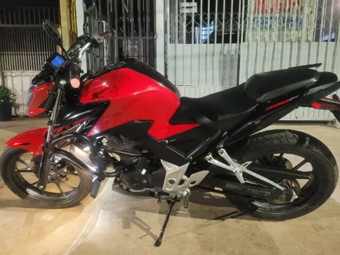 MOTO CB300F TWISTER - 2024/2024