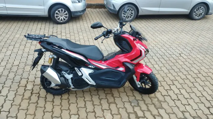 Vendo Honda ADV 150 2021