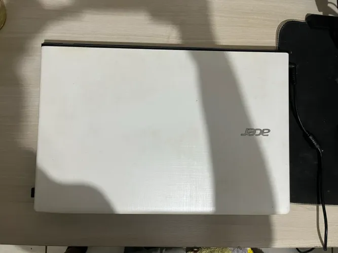 Notebook Acer Aspire ES1-533G | SSD 240GB | 4GB RAM | Pronto para Uso