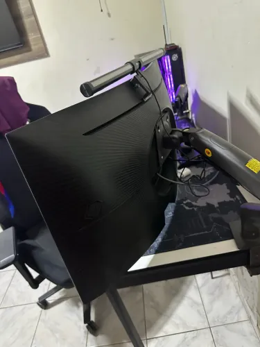 Vende-se Monitor Odyssey 32p 165hz