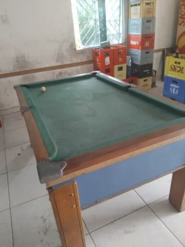 Vendo linda mesa de sinuca completa *28