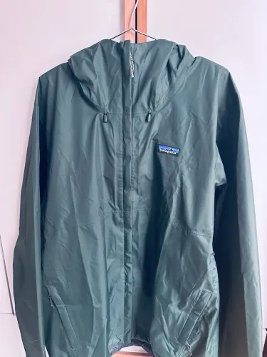 Jaqueta Corta-vento Impermeável Patagonia Torrentshell 3L Rain Jacket Masculino, novo