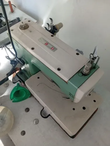 Máquina de costura kansai special 