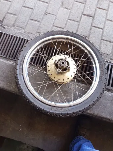 Roda traseira completa de Honda Cg