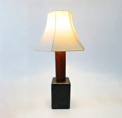 ABAJUR DE MESA MODERNISTA EM JACARANDÁ E PEDRA NATURAL