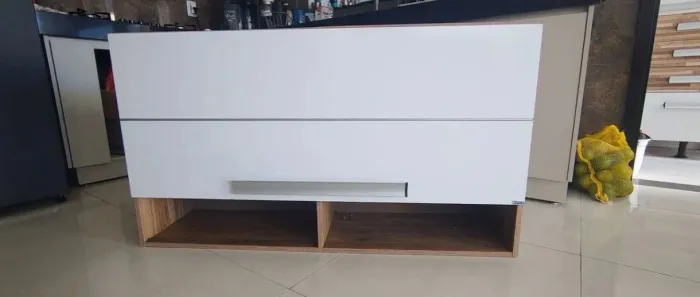 Armário basculante Bartira- MDF