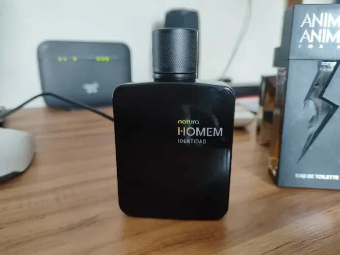 Perfume Natura Homem IDENTIDAD com 100% do frasco