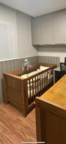 BERÇO E COMODA 